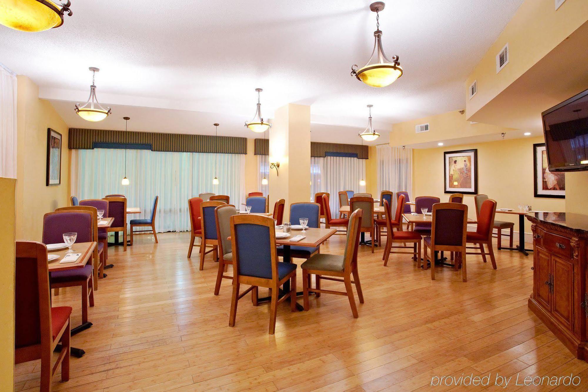 Holiday Inn Express - Biloxi - Beach Blvd, An Ihg Hotel Restaurant photo